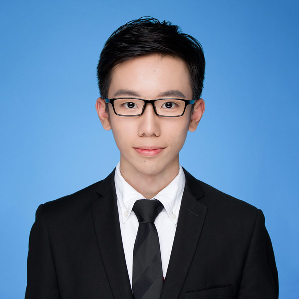 黄子鹏个人照片